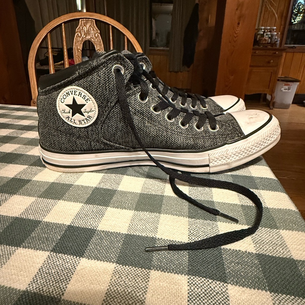 Converse Chuck Taylor Black Unisex Sneakers M7 W9